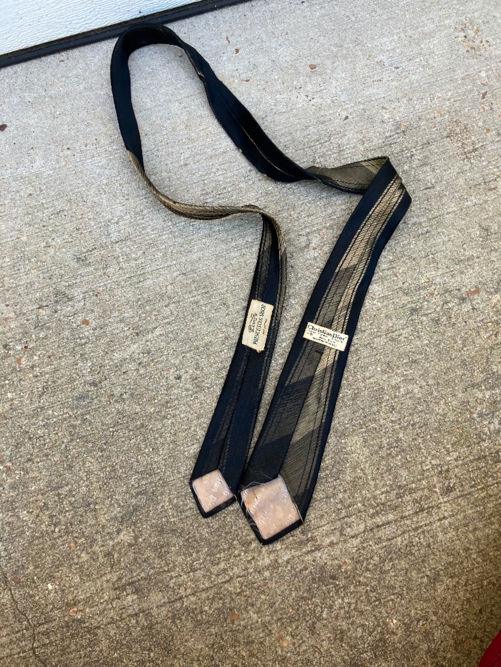 Christian Dior Neck Tie Black&Gold 100%Silk excellent gift F/S *See Imperfection